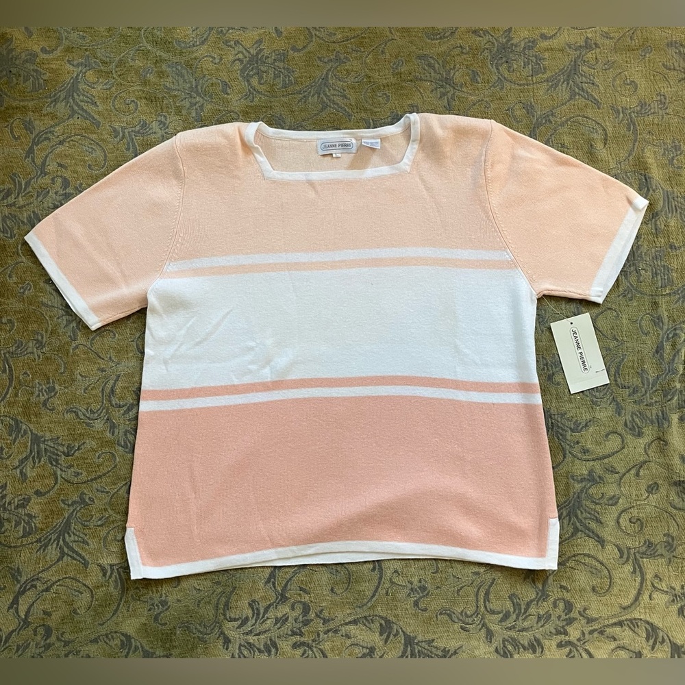 New Jeanne Pierre Woman’s Sweater Size L Peach and White
